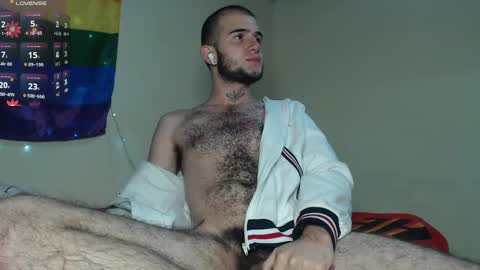 Snapshot of dante_bear chatting on February 23, 11:39 am dante_bear online show from February 23, 11:39 am