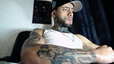 dante_d_angelo_ online show from October 14, 5:58 am