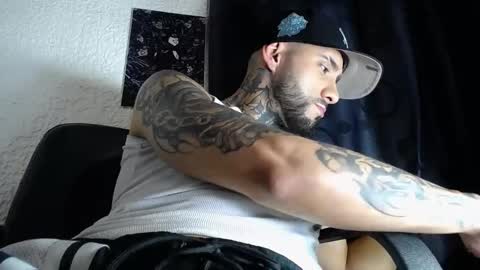 dante_d_angelo_ online show from October 2, 11:31 pm