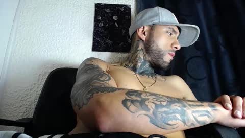 dante_d_angelo_ online show from October 15, 5:59 am