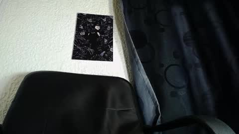 Snapshot of dante_d_angelo_ chatting on September 20, 9:31 am dante_d_angelo_ online show from September 20, 9:31 am