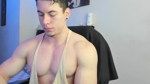 dante_franco online show from December 15, 3:31 pm