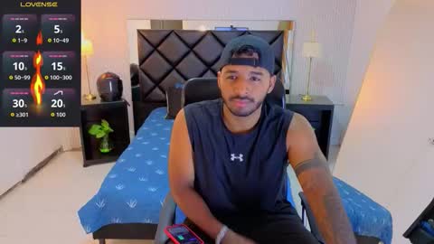 dante_jons online show from November 3, 1:54 am