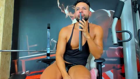 DanteCross  online show from February 10, 3:33 am