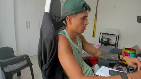 X Dante7373574 online show from April 28, 5:06 pm