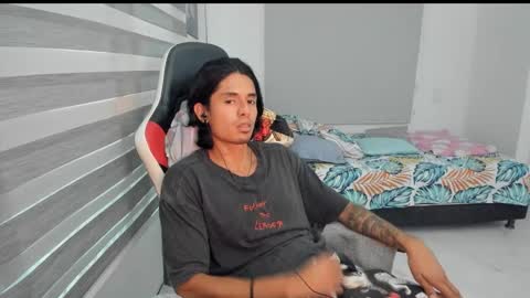 X Dante7373574 online show from January 16, 2:14 am