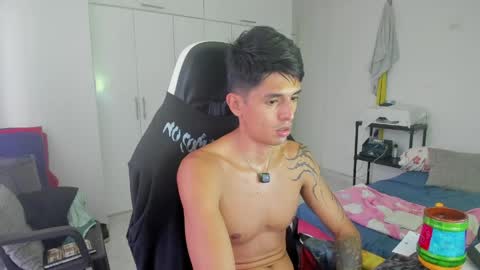 X Dante7373574 online show from April 24, 10:23 pm