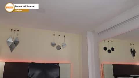 Dante online show from October 14, 8:49 pm