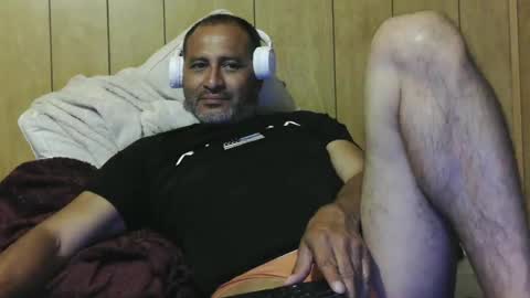 Snapshot of dantehot82 chatting on October 18, 2:16 am dantehot82 online show from October 18, 2:16 am