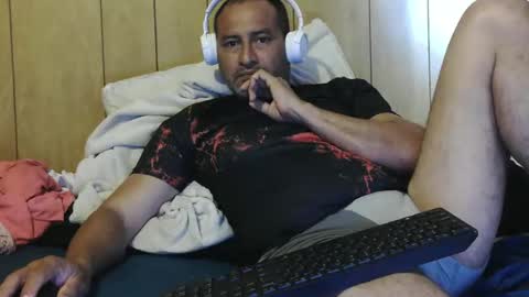 Snapshot of dantehot82 chatting on October 12, 7:30 pm dantehot82 online show from October 12, 7:30 pm