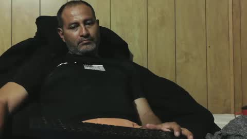 Snapshot of dantehot82 chatting on October 17, 2:15 am dantehot82 online show from October 17, 2:15 am