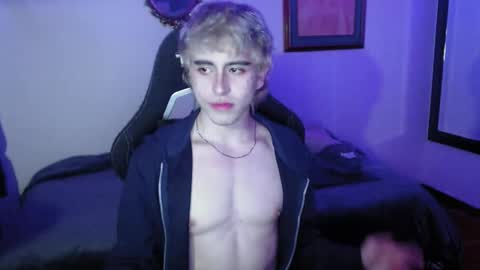 danteobscuro online show from November 18, 11:15 pm