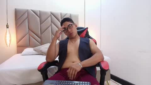 Dante online show from November 20, 4:45 am