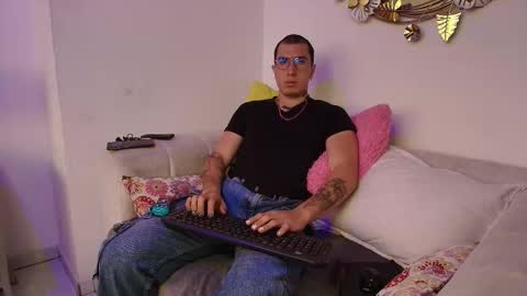 Dante online show from February 13, 2:00 pm