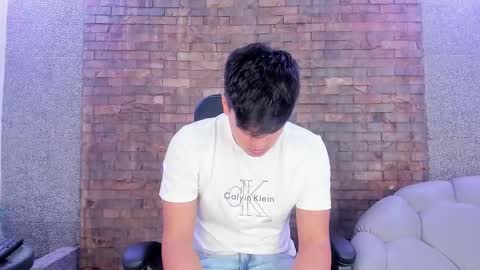 dantestone1 online show from November 20, 11:42 am