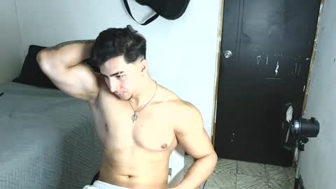 Dante Vicius online show from September 15, 6:04 am