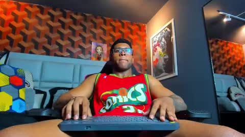 Snapshot of dany_dryy chatting on February 24, 10:47 pm Dany online show from February 24, 10:47 pm