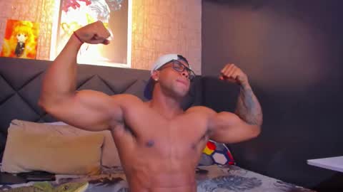 Snapshot of dany_dryy chatting on October 19, 12:59 am Dany online show from October 19, 12:59 am