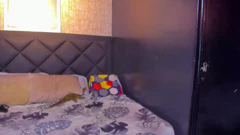 Snapshot of dany_dryy chatting on October 13, 11:33 pm Dany online show from October 13, 11:33 pm