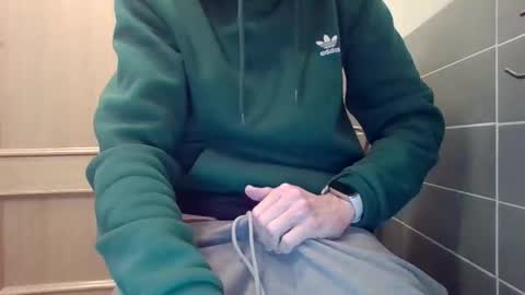 Snapshot of danydotado chatting on February 19, 12:55 pm danydotado online show from February 19, 12:55 pm