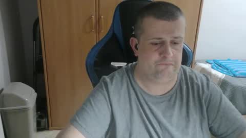 danysanchez1981 online show from March 1, 9:25 pm