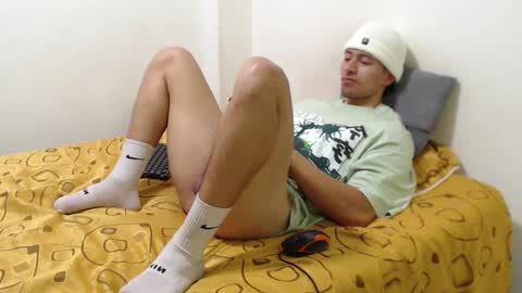 Snapshot of darekgates chatting on February 11, 2:57 am Darekgates online show from February 11, 2:57 am