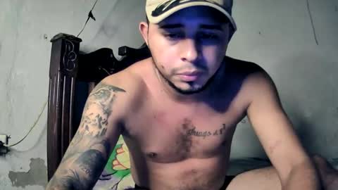dariel0420 online show from May 23, 4:29 am