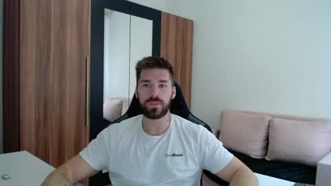 darius_94 online show from June 22, 4:30 am