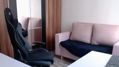 Snapshot of darius_94 chatting on October 20, 11:58 am darius_94 online show from October 20, 11:58 am