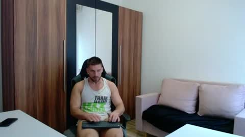 darius_94 online show from June 24, 9:12 am