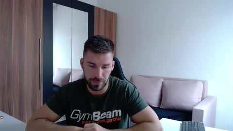 Snapshot of darius_94 chatting on October 28, 11:23 am darius_94 online show from October 28, 11:23 am