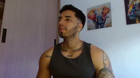 Darius Phoenix  online show from June 20, 5:51 pm