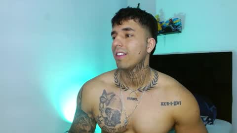 Darius Phoenix  online show from March 5, 7:21 pm