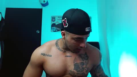 Darius Phoenix  online show from October 23, 8:34 pm