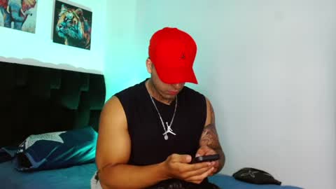 Darius Phoenix  online show from April 20, 9:28 pm