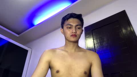 Snapshot of dark_angel69x chatting on December 30, 9:48 am Guile online show from December 30, 9:48 am