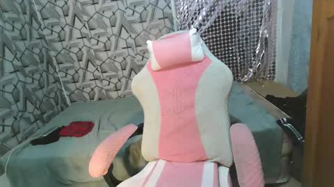 dark_lustxox online show from March 11, 11:39 am