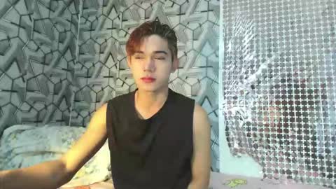 dark_lustxox online show from April 1, 11:01 am