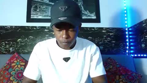 Snapshot of dark_stallionx chatting on October 13, 6:03 pm Chris  online show from October 13, 6:03 pm