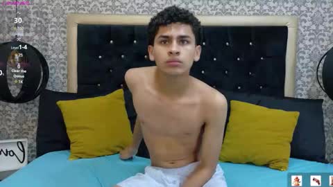 dark_sultan online show from March 3, 9:21 pm