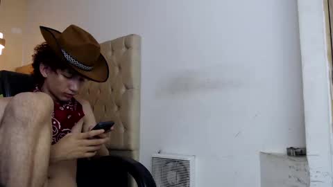 Snapshot of darkknightx01 chatting on October 26, 2:46 am darkknightx01 online show from October 26, 2:46 am