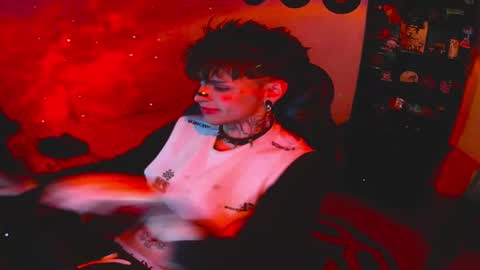 Snapshot of darkness_prince_x chatting on October 16, 5:26 am online show from October 16, 5:26 am
