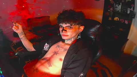   online show from October 19, 9:12 am