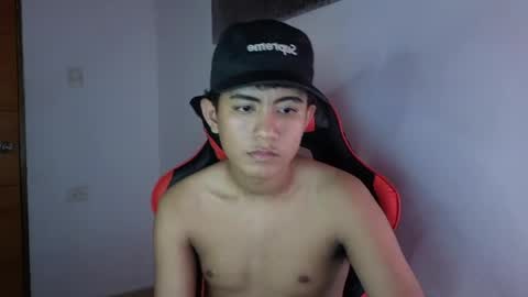 darknigthx online show from April 19, 2:11 am