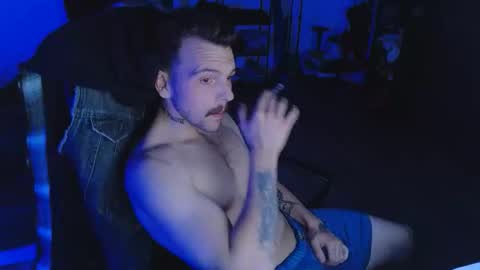 darknovelclown online show from March 25, 10:58 pm