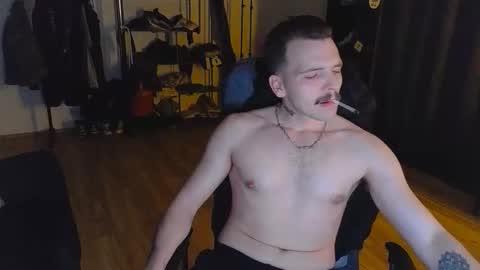 darknovelclown online show from March 19, 10:57 pm