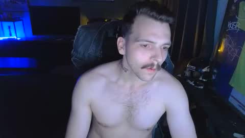 darknovelclown online show from March 31, 1:51 am