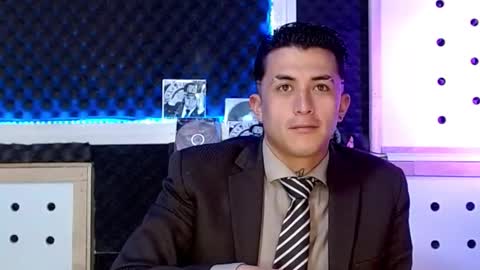 Snapshot of darko0717 chatting on December 3, 5:55 pm DARKO0717 online show from December 3, 5:55 pm