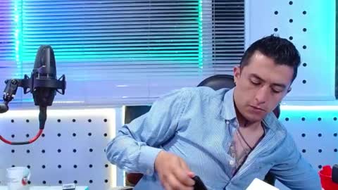 DARKO0717 online show from April 25, 5:10 pm