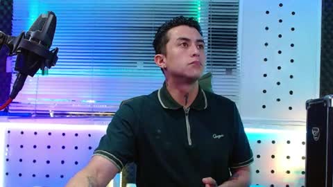 DARKO0717 online show from April 6, 4:52 pm